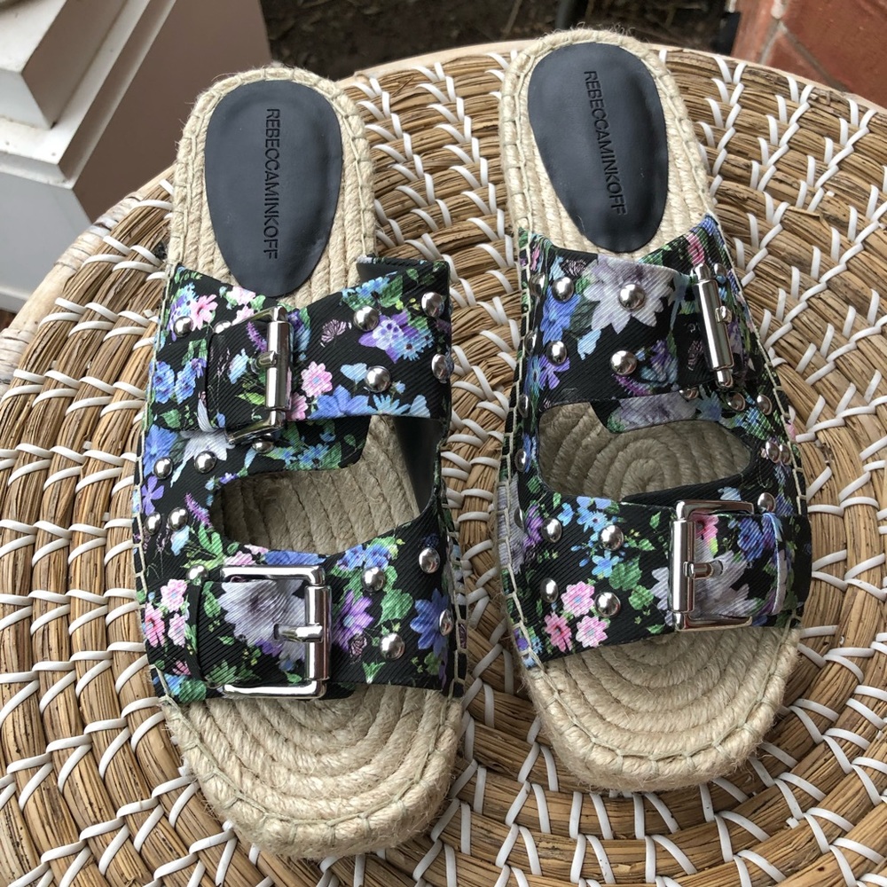 🙋🏻‍♀️Host Pick🙋🏻‍♀️ Rebecca Minkoff Sandals